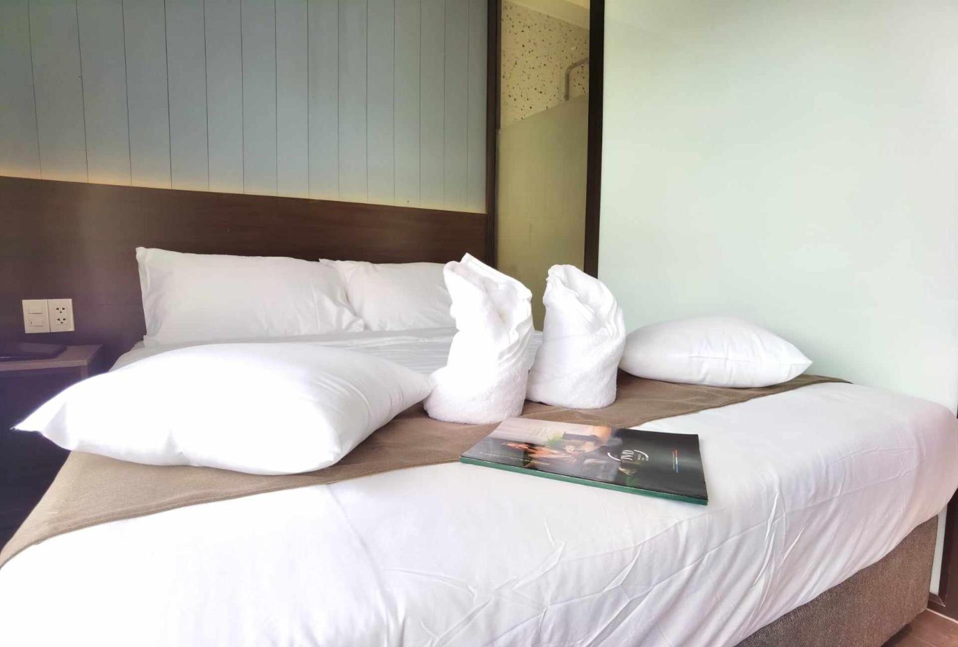 Lucie Hotel Вьентьян Экстерьер фото